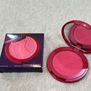 Award-Winning Tarte Amazonian clay 12-hour blush - Natural Beauty New in Box